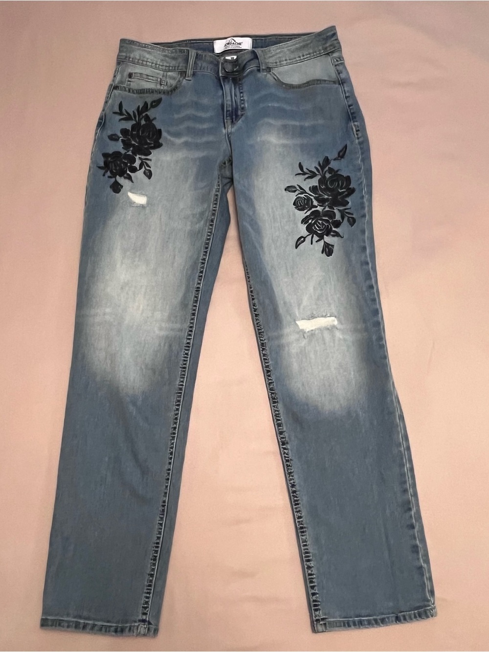 Jordache Skinny Boyfriend Light Blue Jeans with Floral Embroidery Size 10